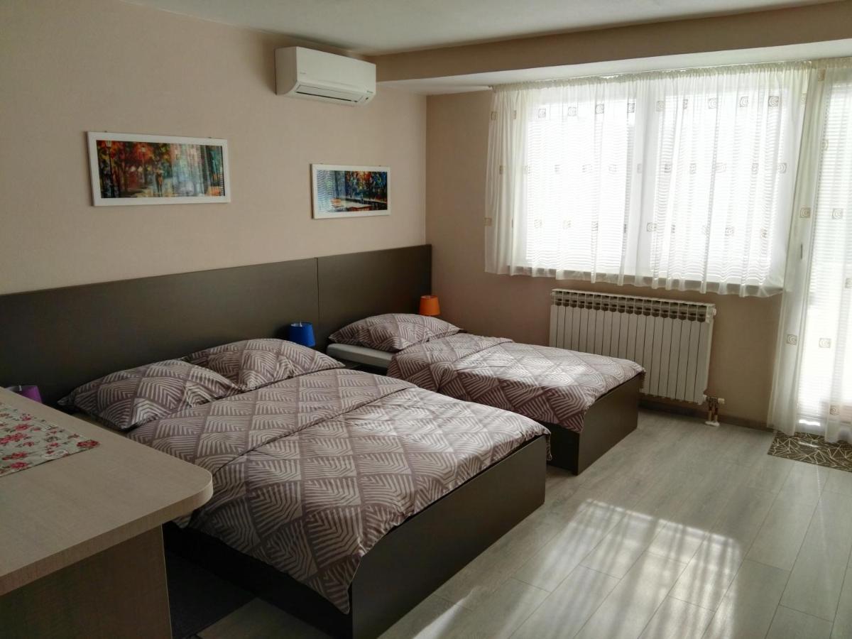 Apartmani Janjic Banja Luka Exteriör bild
